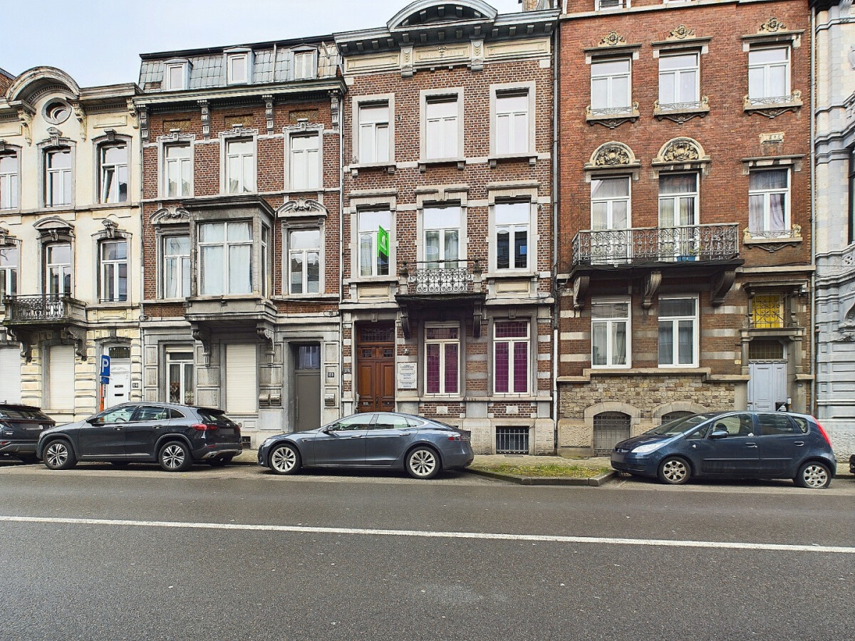 Appartement lumineux sur la Rue du Palais