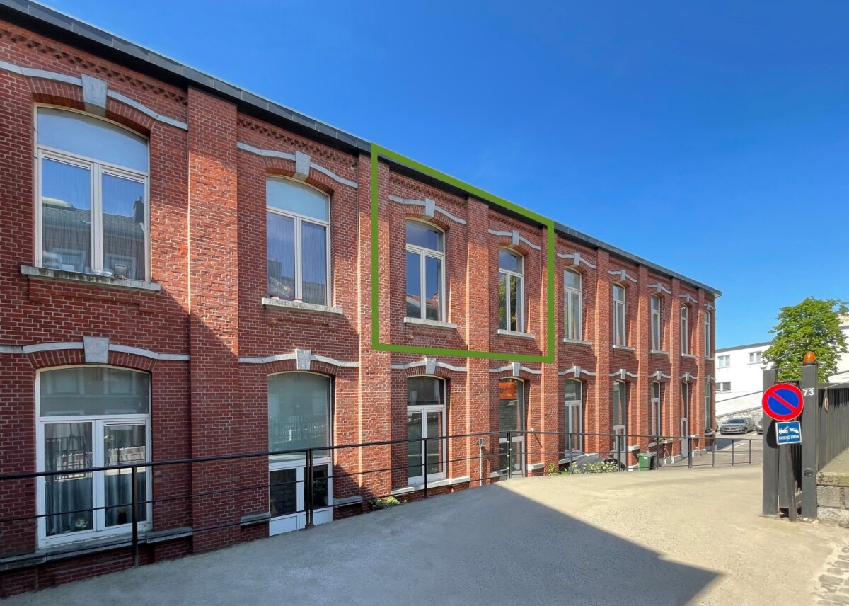 Spacieux duplex deux chambres à vendre